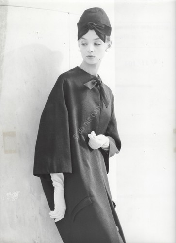 Iris bianchi indossatrice foto - iris,